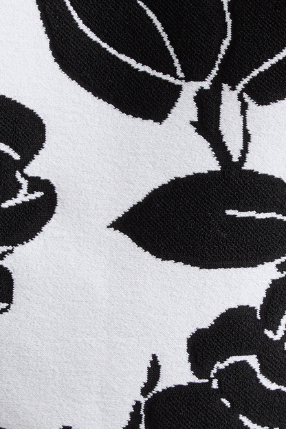 Beautifully Finished Garment in a Timeless Design