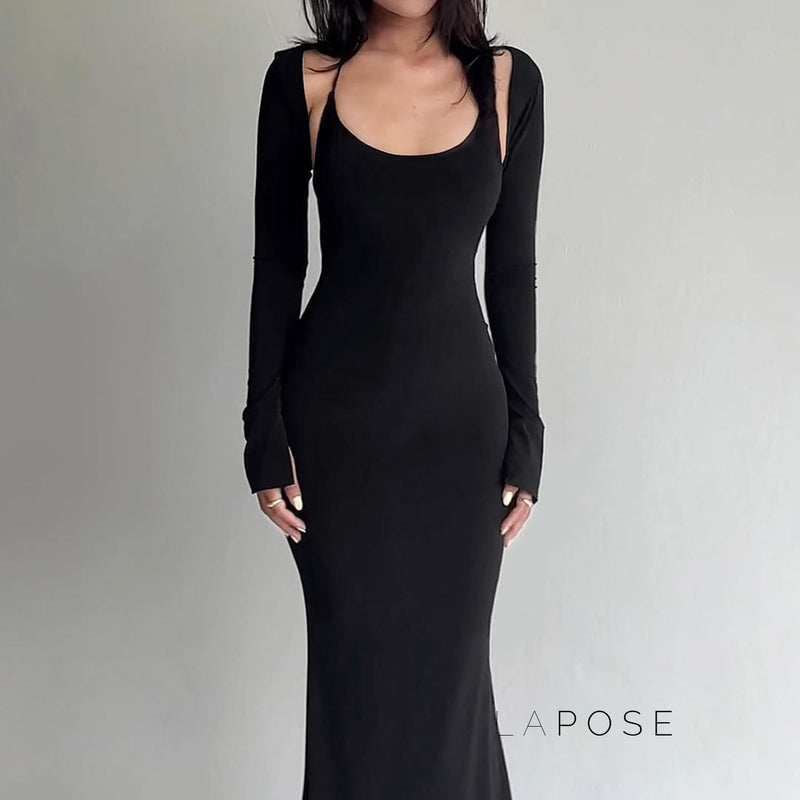 Gracefully Styled Garment for Any Occasion