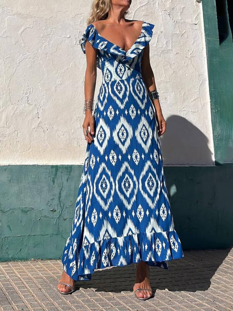Beautifully Finished Dress in a Timeless Design