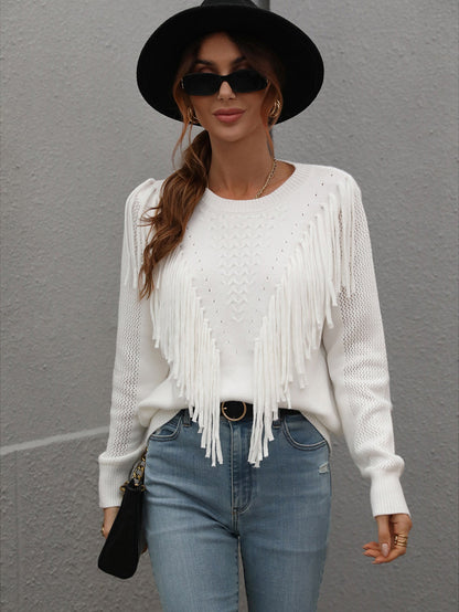 Classic Vintage Sweater with a Flattering Fit