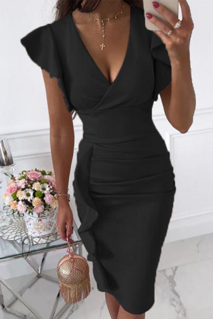 Classic Vintage Dress with a Flattering Fit