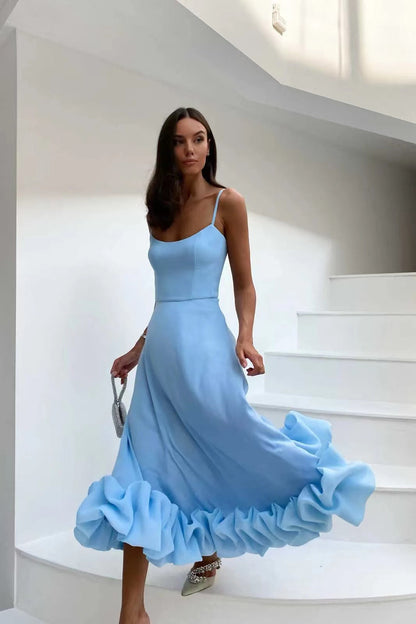 Effortlessly Elegant Dress with a Timeless Design