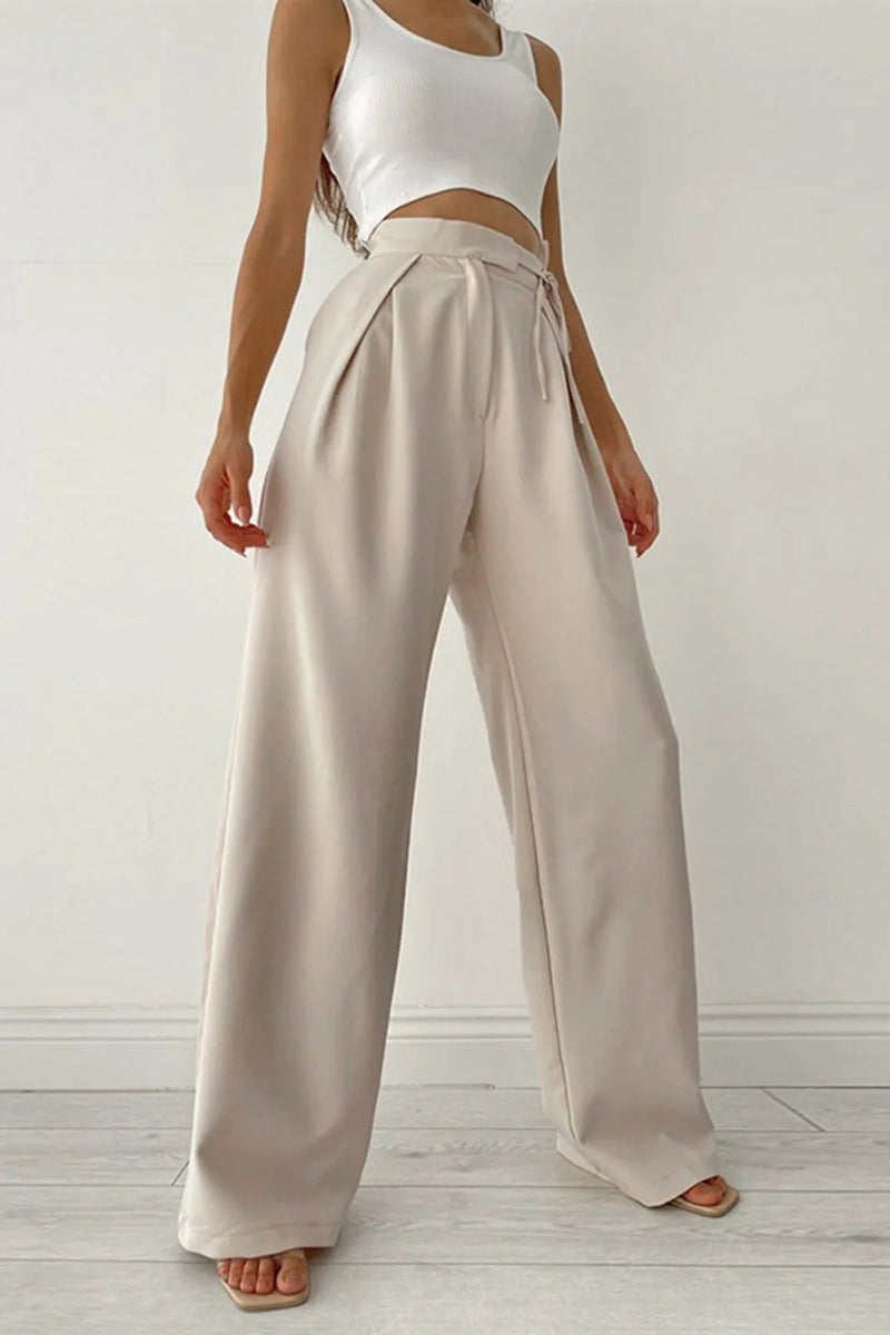 Classic Vintage Pants with a Flattering Fit