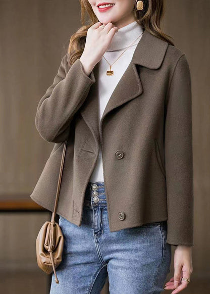 Gracefully Styled Coat for Any Occasion