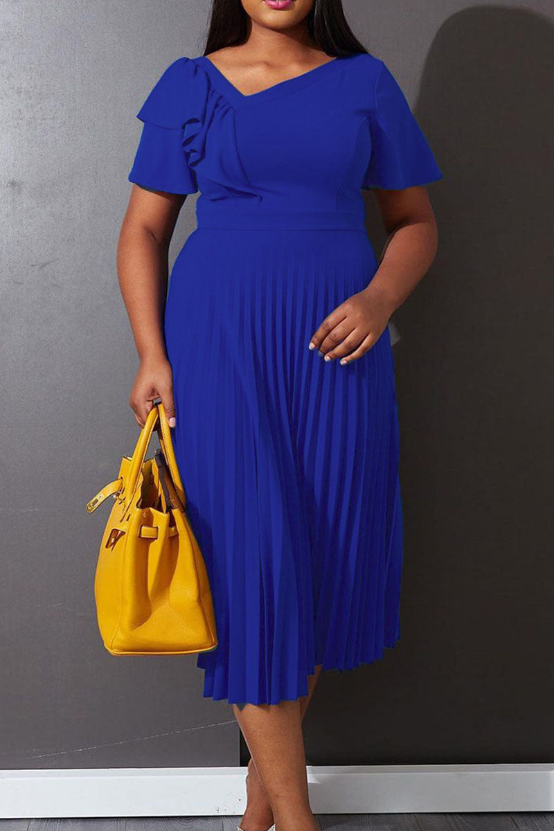 Well Tailored Dress with a Graceful Silhouette