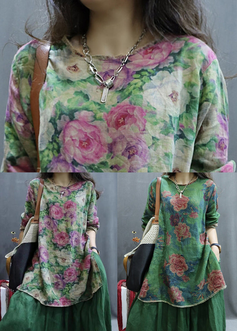 Classic Vintage Blouse with a Flattering Fit