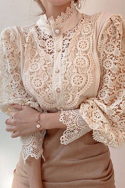 Well Tailored Blouse with a Graceful Silhouette