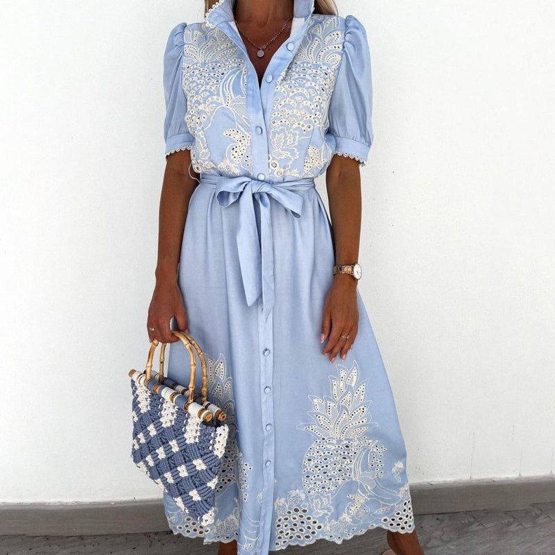 Well Tailored Dress with a Graceful Silhouette