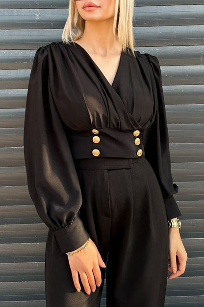 Sophisticated Blouse with a Clean Classic Look
