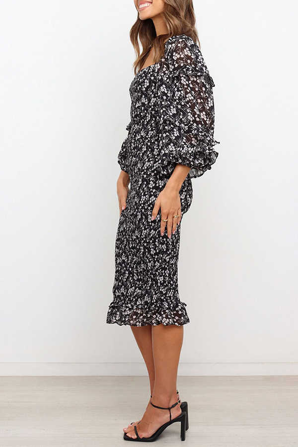 Sophisticated Dress with a Clean Classic Look