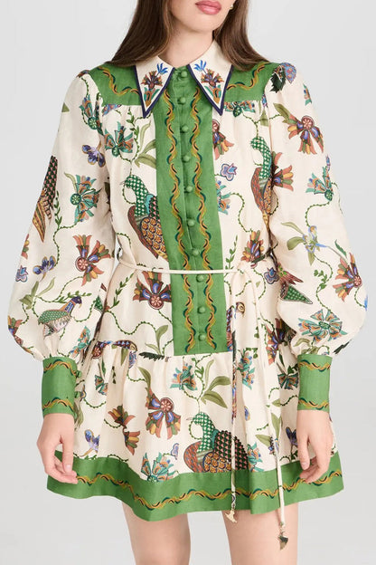 Classic Vintage Dress with a Flattering Fit