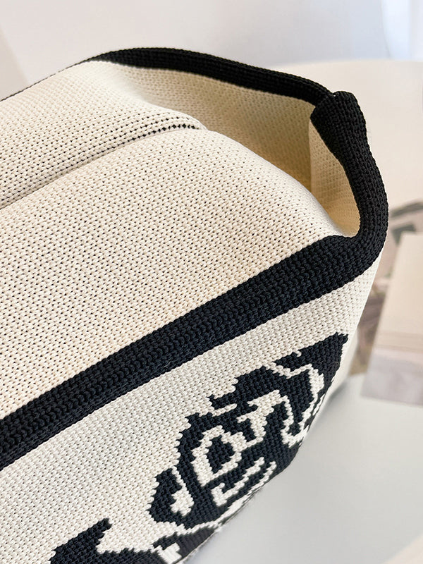 Beautifully Finished Bag in a Timeless Design