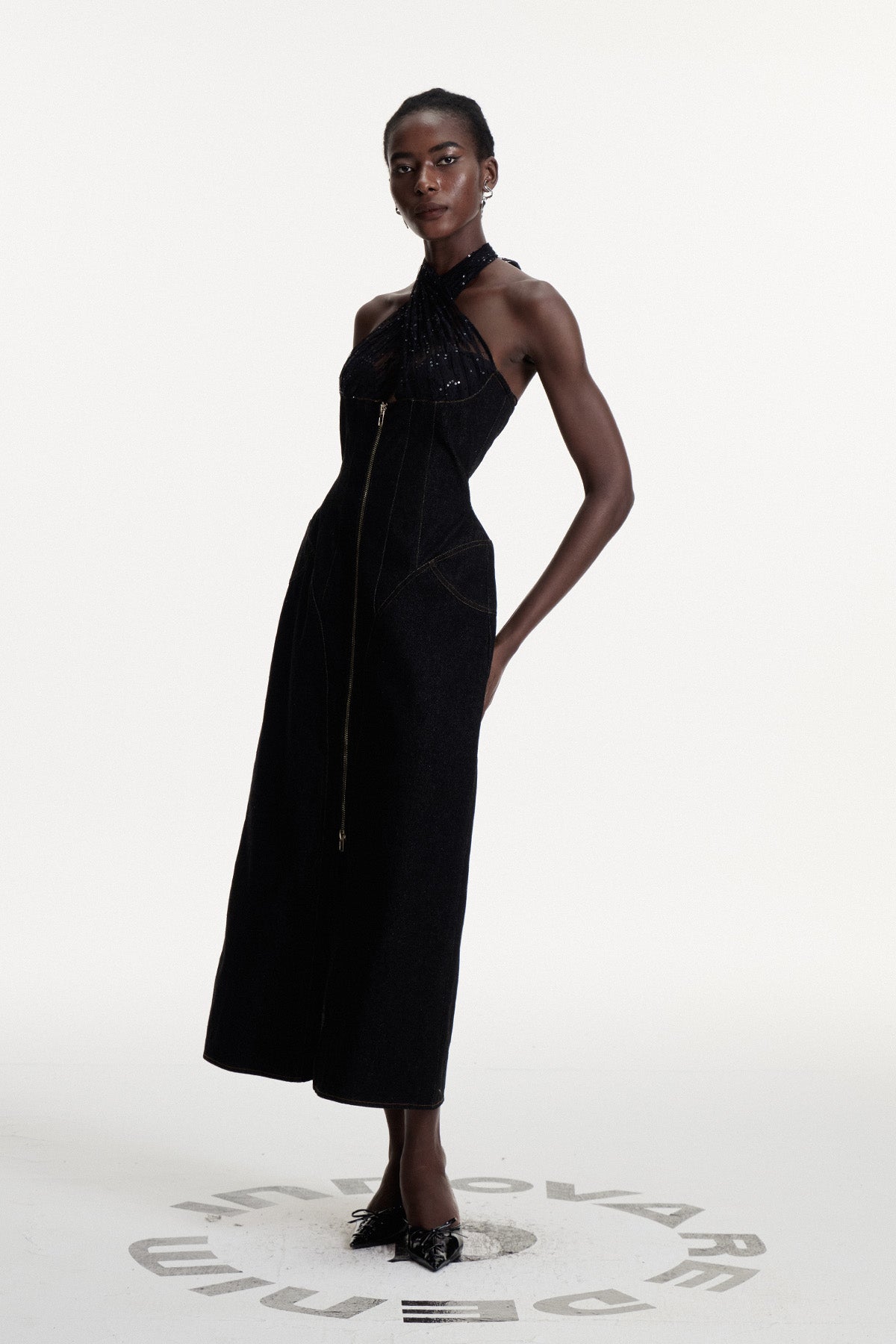 Beautifully Crafted Dress in a Classic Style