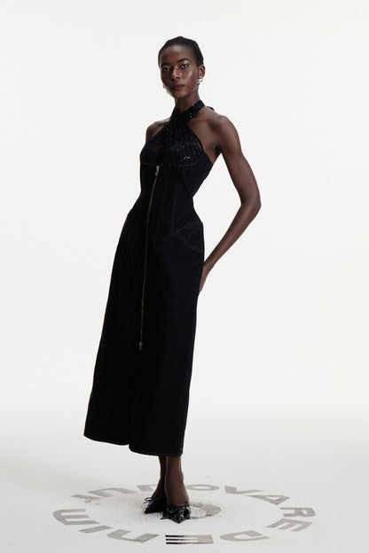 Beautifully Crafted Dress in a Classic Style
