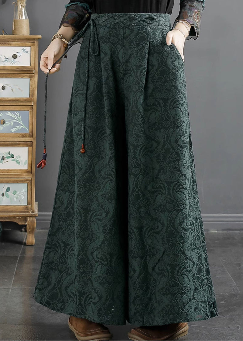 Sophisticated Pants with a Clean Classic Look