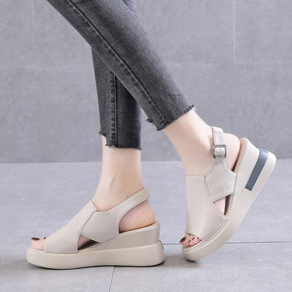 Beautifully Finished Heels in a Timeless Design