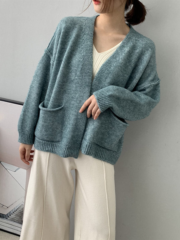 Classic Vintage Cardigan with a Flattering Fit