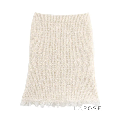 Gracefully Styled Garment for Any Occasion