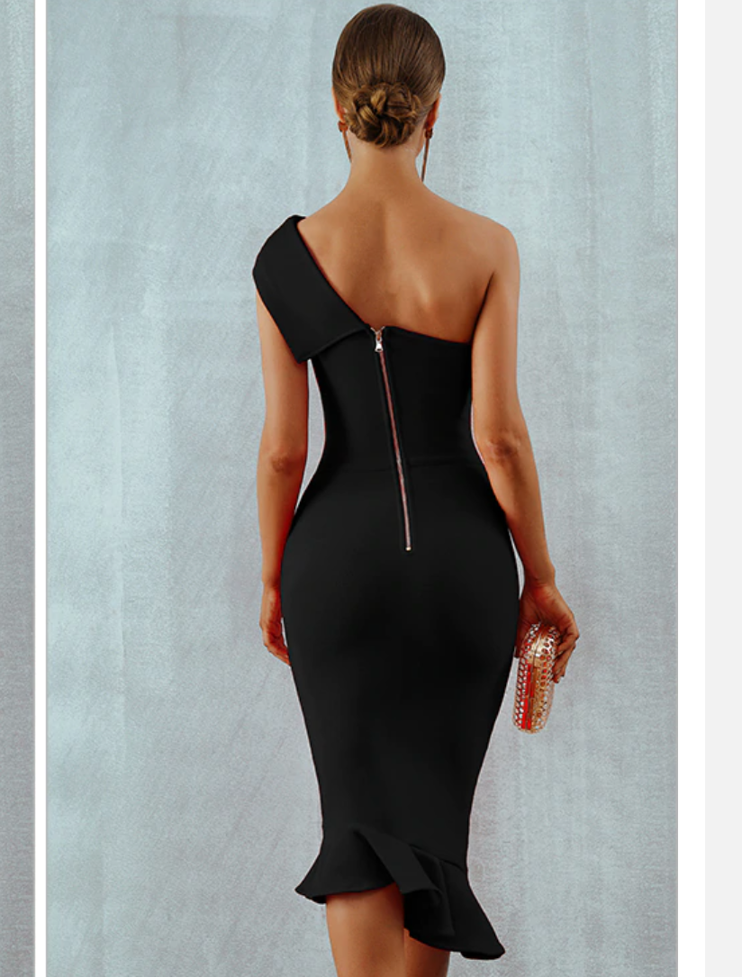 Well Tailored Dress with a Graceful Silhouette