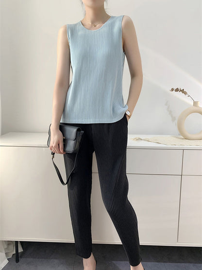 Sophisticated Top with a Clean Classic Look