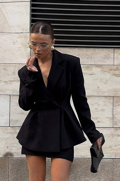 Beautifully Finished Garment in a Timeless Design