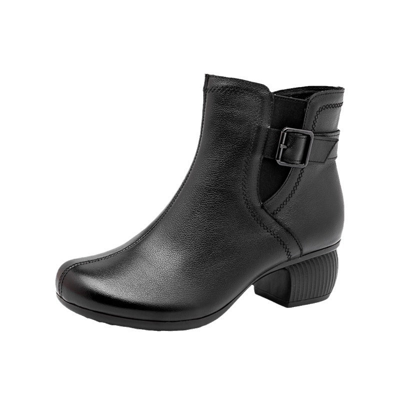 Polished Boots with an Effortless Classic Look