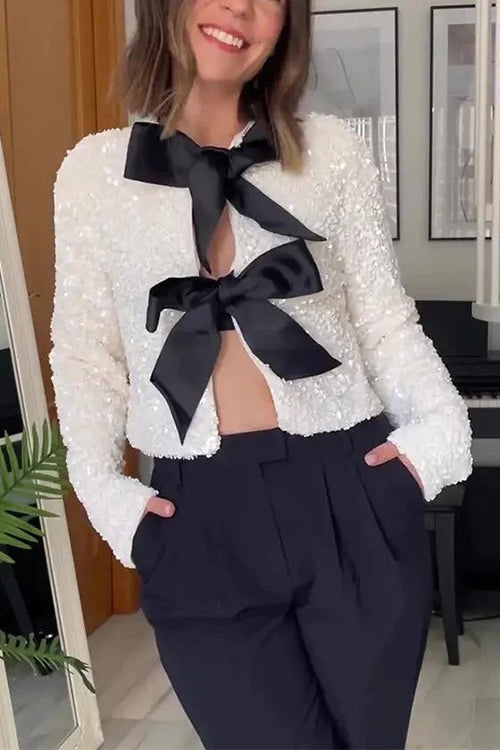 Effortlessly Elegant Top with a Timeless Design