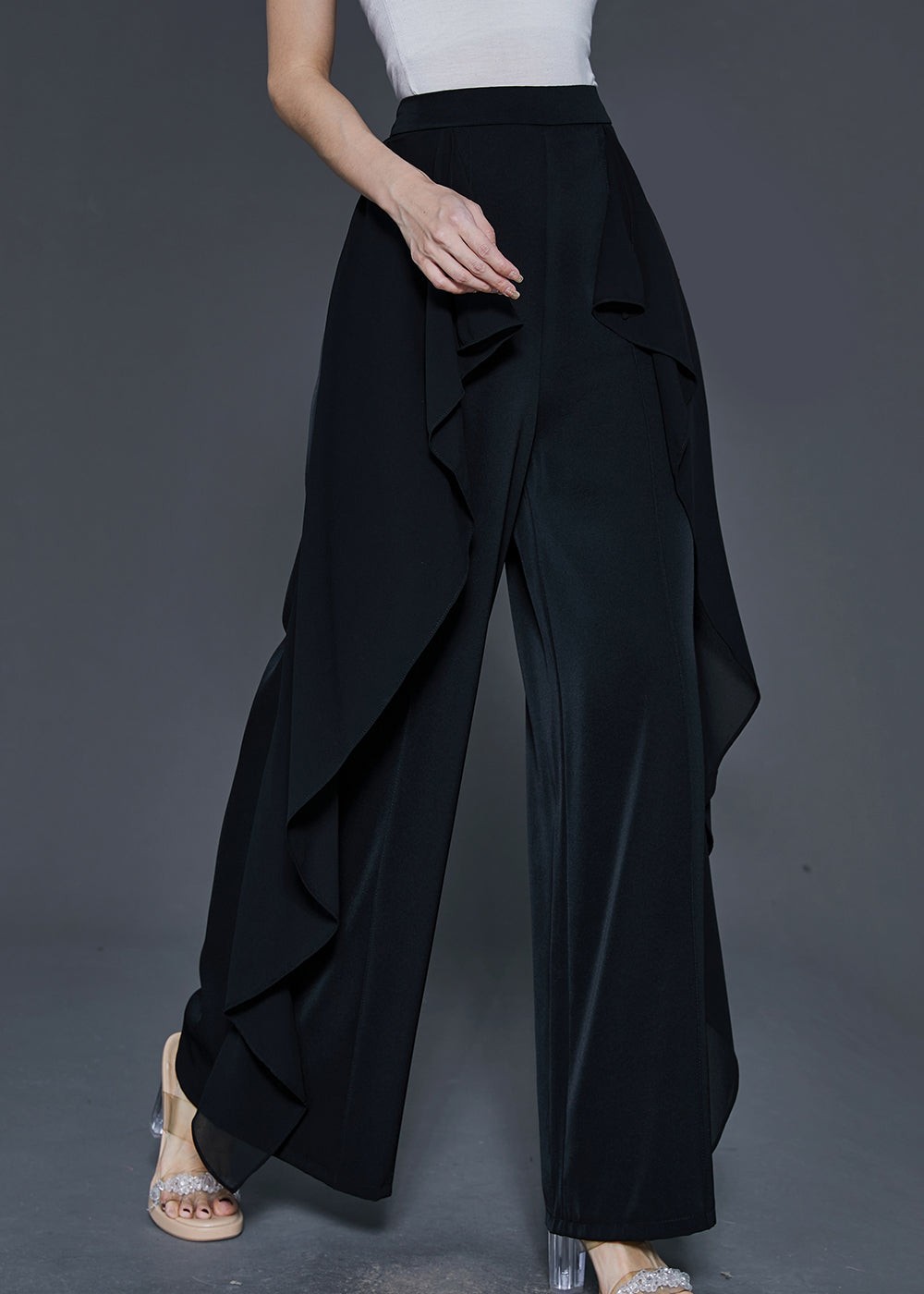 Polished Pants with an Effortless Classic Look