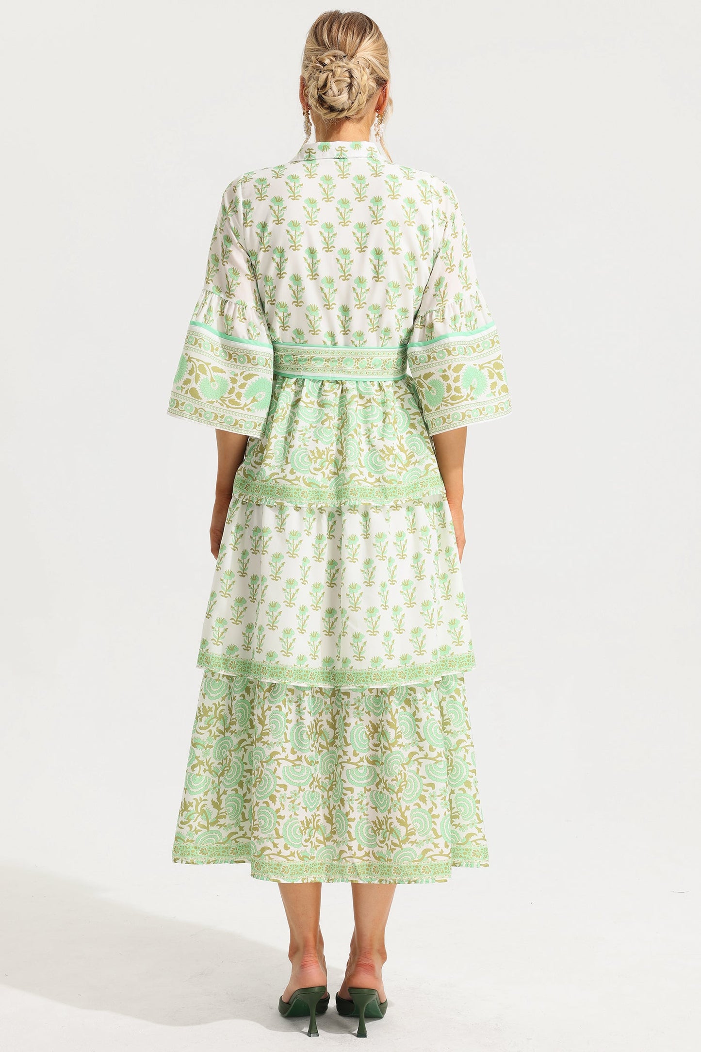 Beautifully Crafted Dress in a Classic Style