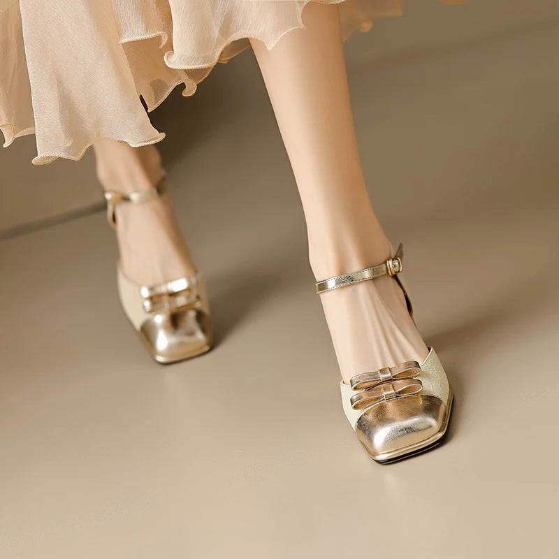 Classic Vintage Shoes with a Flattering Fit