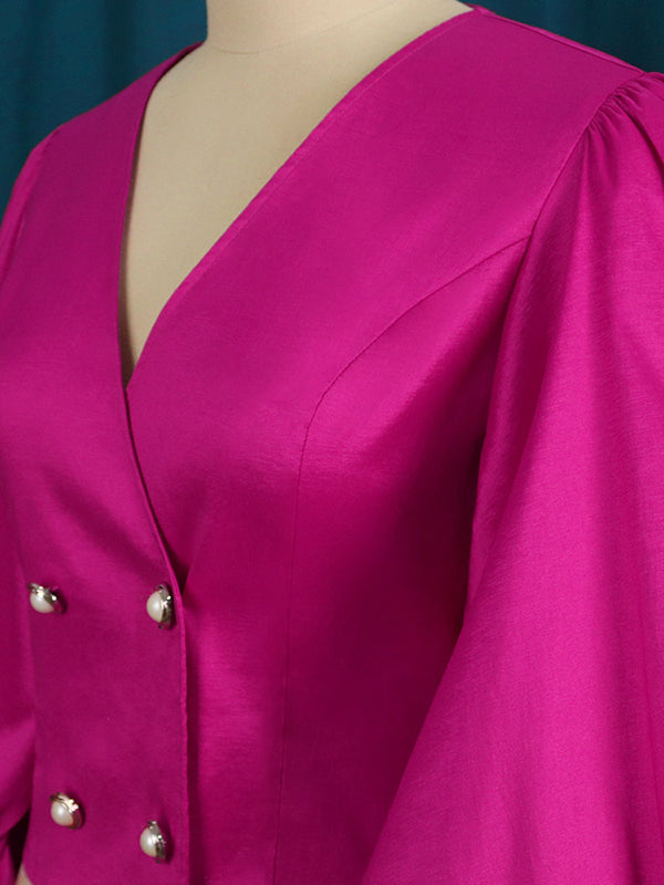 Classic Vintage Blouse with a Flattering Fit