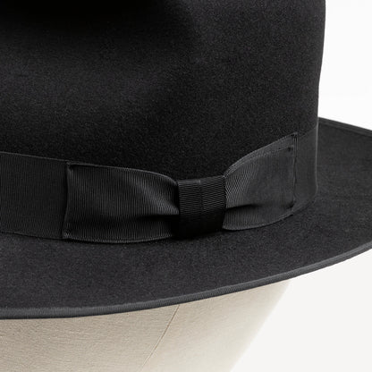 Polished Garment with an Effortless Classic Look
