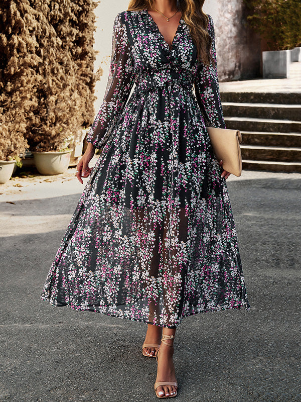Classic Vintage & Enduringly Stylish Dress