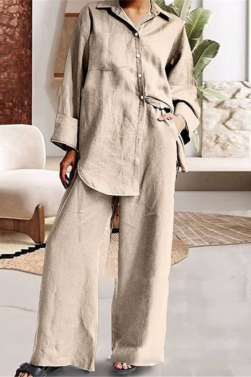 Effortlessly Elegant Garment with a Timeless Design