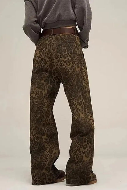 Well Tailored Garment with a Graceful Silhouette