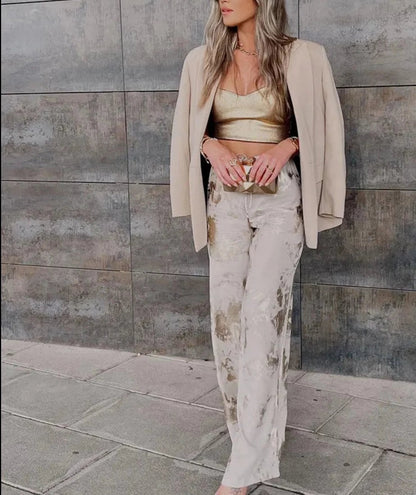 Well Tailored Pants with a Graceful Silhouette