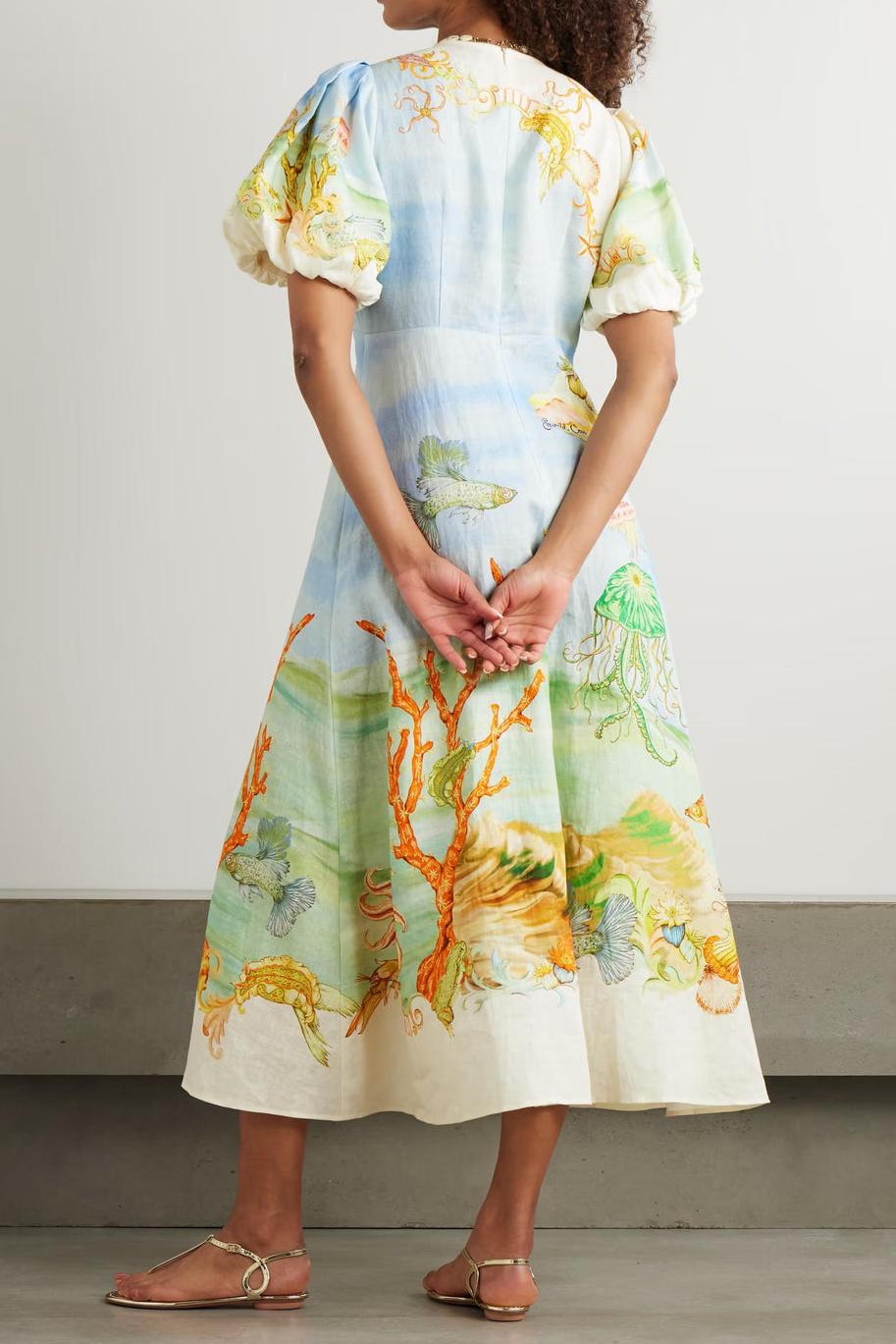 Beautifully Finished Dress in a Timeless Design