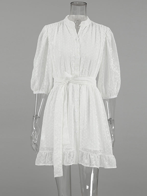 Effortlessly Elegant Dress with a Timeless Design