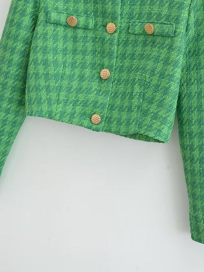 Elegantly Styled Coat for Everyday Wear