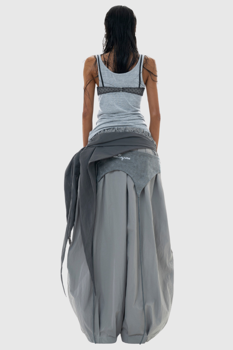 Classic Vintage Pants with a Flattering Fit