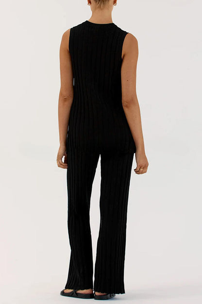 Classic Vintage Pants with a Flattering Fit