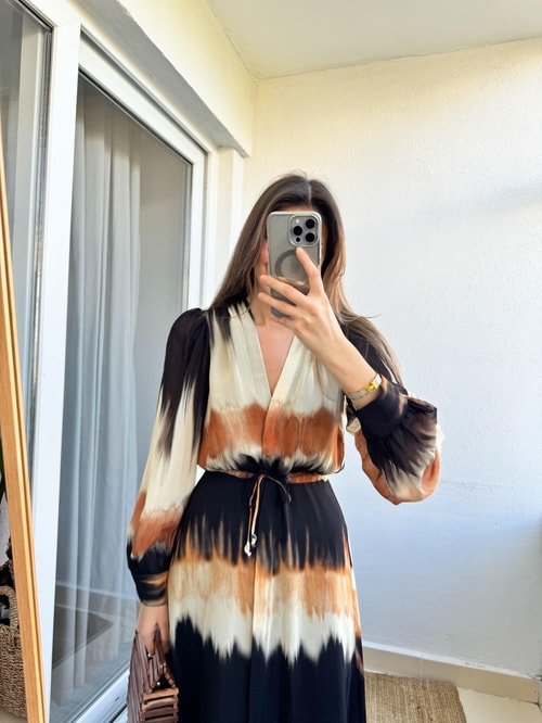 Elegantly Styled Dress for Everyday Wear
