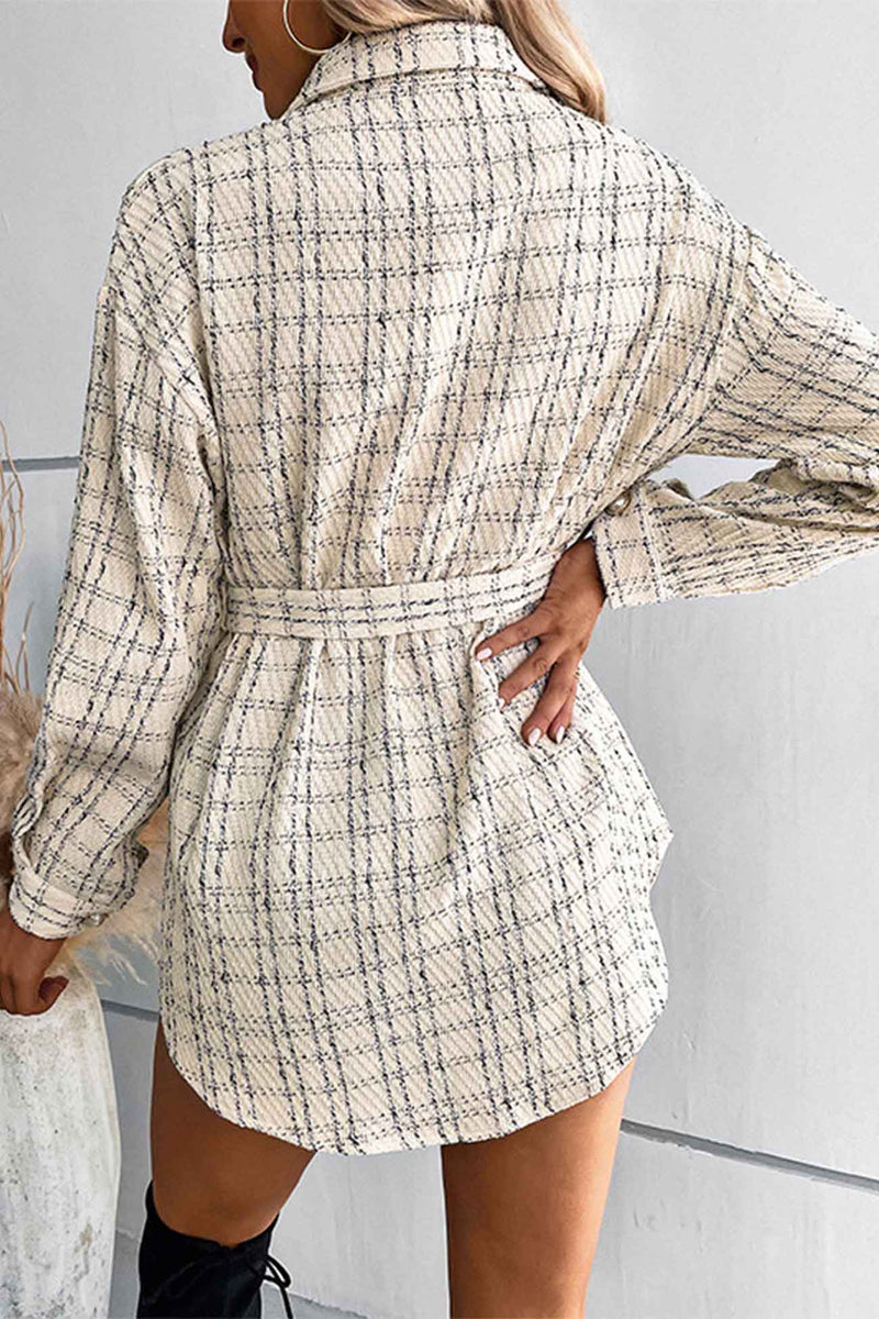 Effortlessly Elegant Garment with a Timeless Design