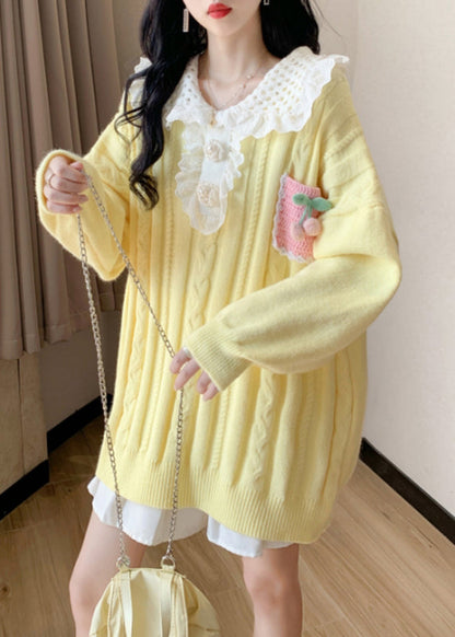 Classic Vintage Sweater with a Flattering Fit