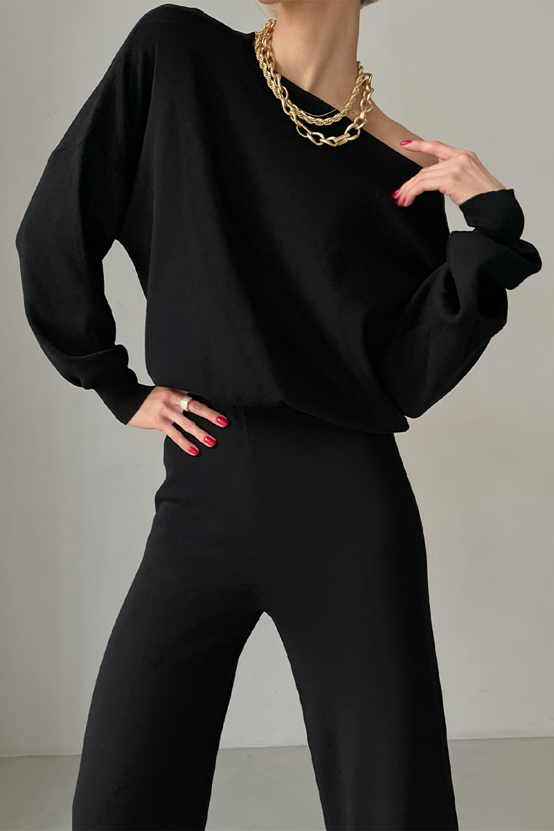 Elegantly Styled Garment for Everyday Wear