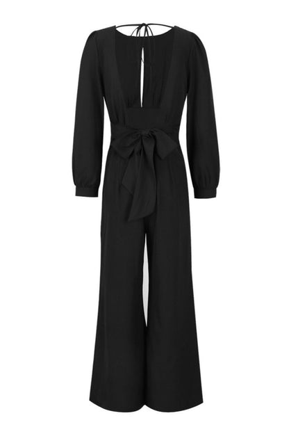 Effortlessly Elegant Garment with a Timeless Design