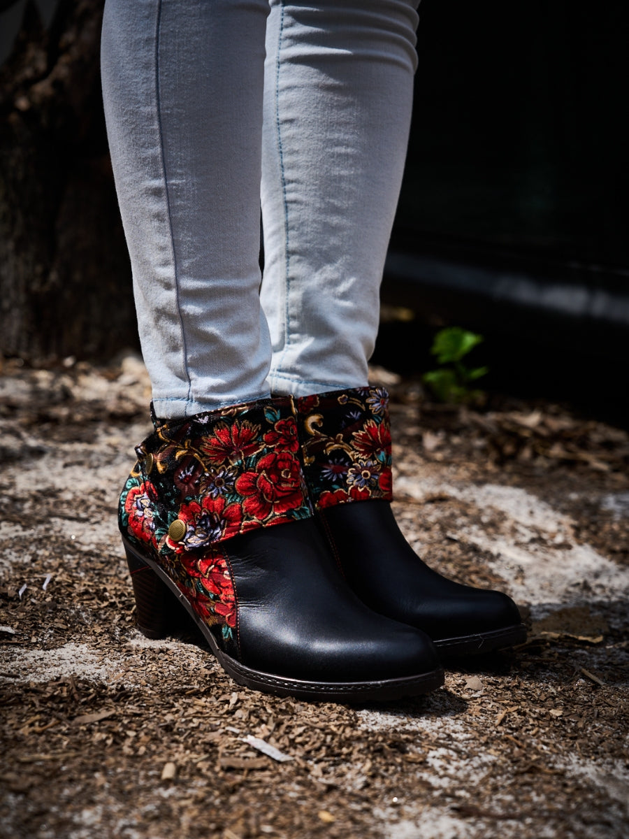Elegantly Styled Boots for Everyday Wear