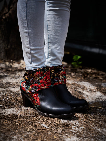 Elegantly Styled Boots for Everyday Wear