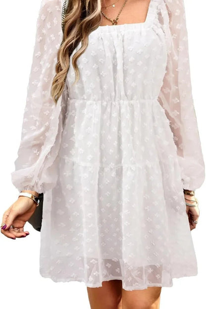 Beautifully Finished Dress in a Timeless Design