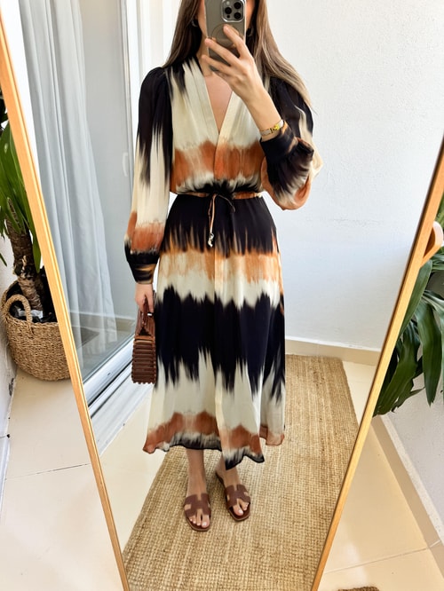 Elegantly Styled Dress for Everyday Wear
